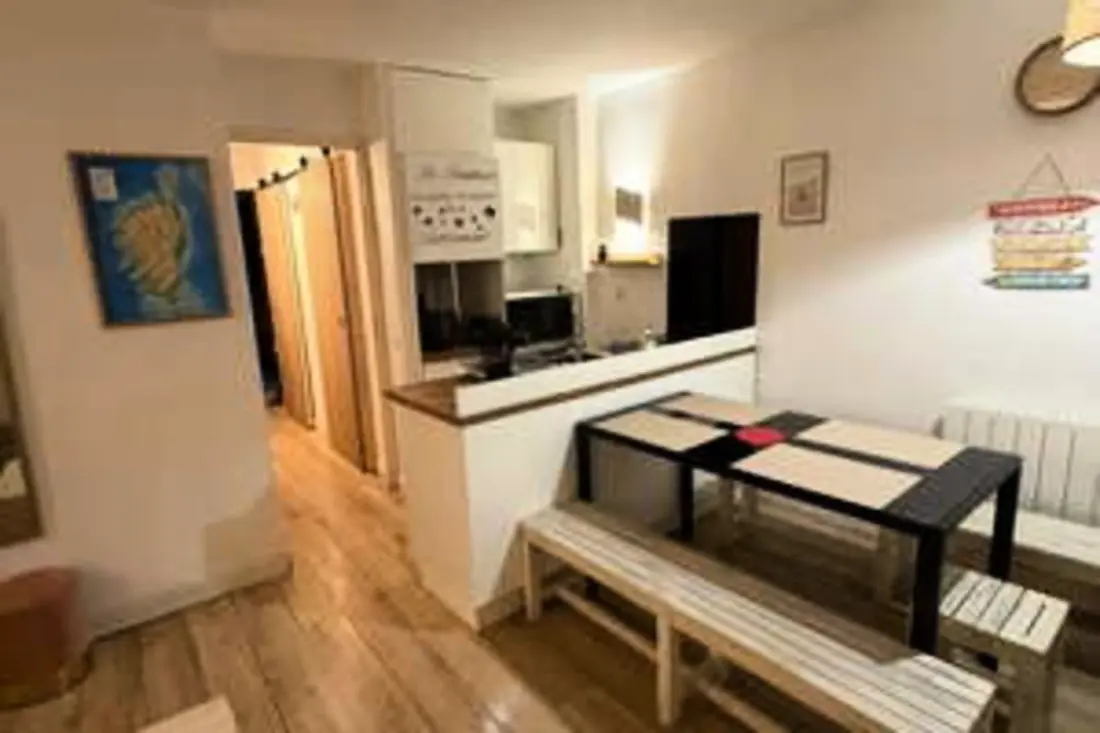 Bel Appartement Avec Piscine, 10 Min De La Plage