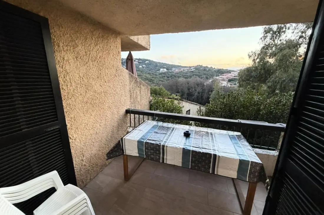 Bel Appartement Avec Piscine, 10 Min De La Plage
