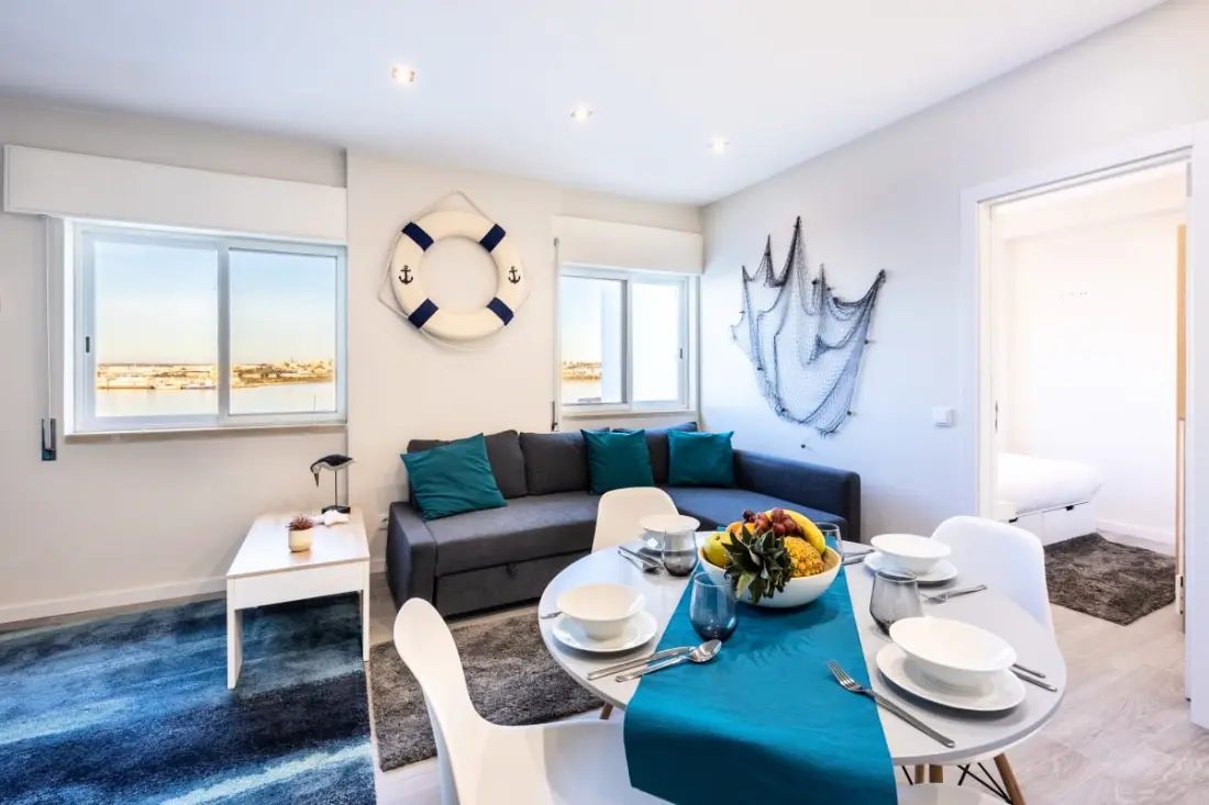 Torri Riverview Apartment