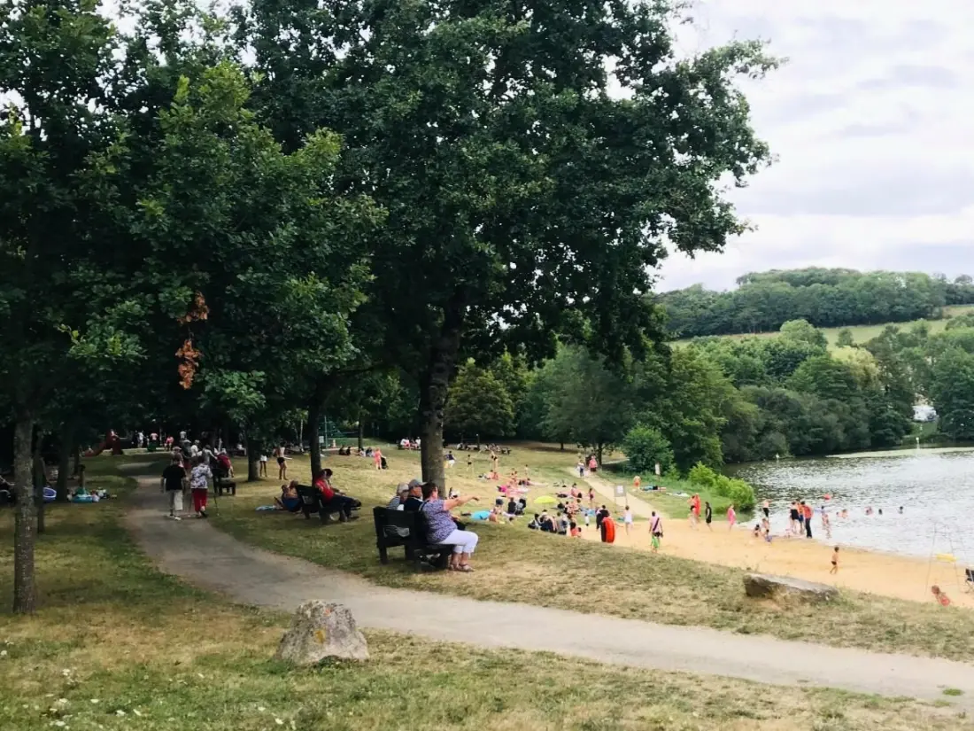 Camping Lac De Pouzauges 3 étoiles★★★