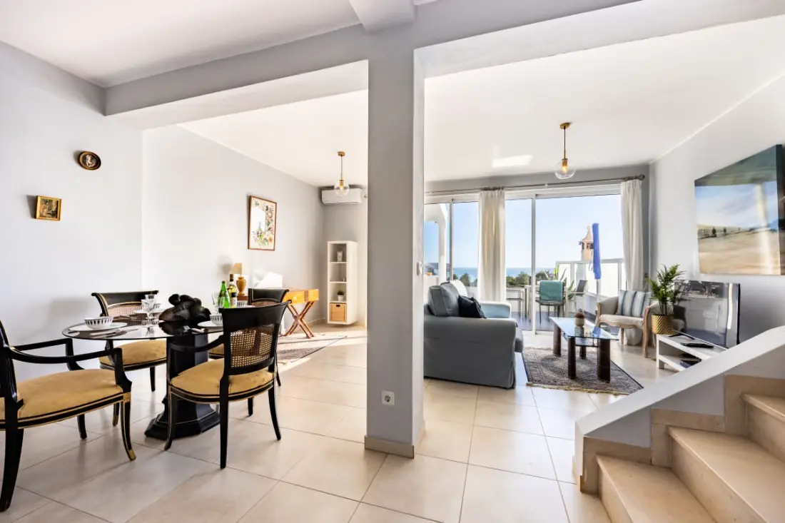Bay View Townhouse
