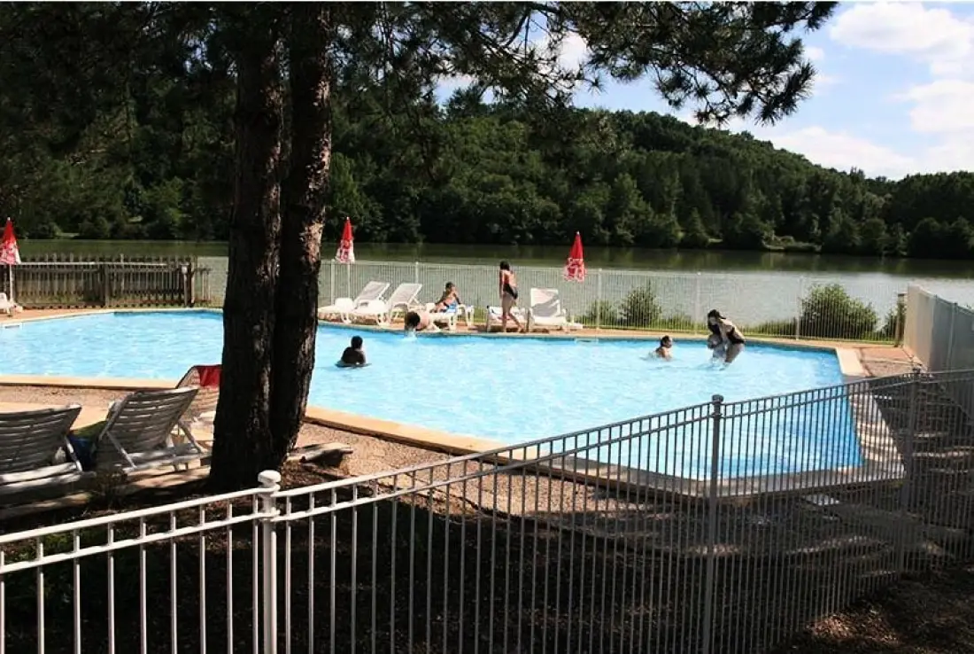 Domaine du Lac de Neguenou3 étoiles★★★