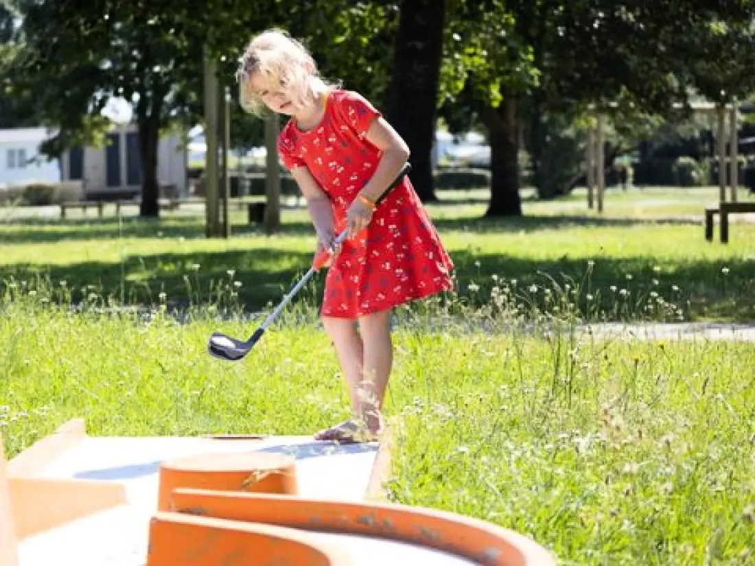 Camping Eden Villages La Pointe Saint-Gildas 3 étoiles★★★