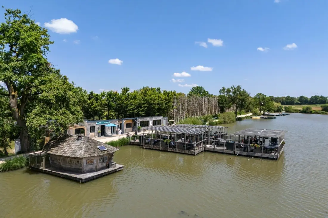 Village Flottant de Pressac4 étoiles★★★★