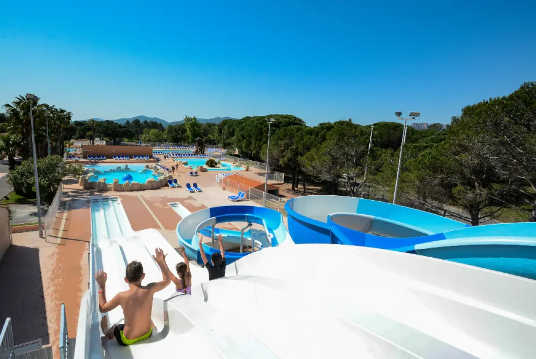 Camping Montana Parc Oasis Village - Coeur de l'Estérel 5 étoiles★★★★★