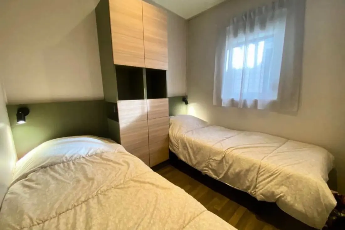 Chalet  Dans Domaine 5 étoiles Avec Piscines