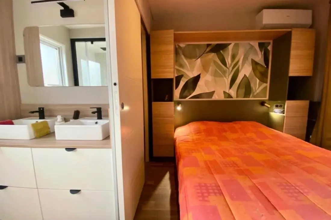 Chalet  Dans Domaine 5 étoiles Avec Piscines