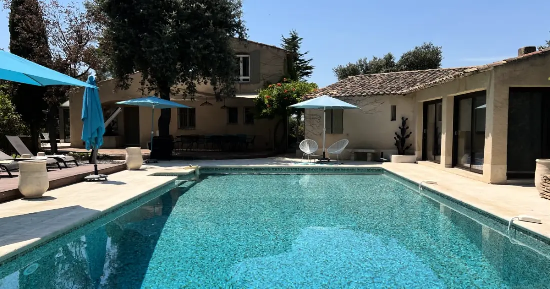 Villa Maya : Grande Villa Et Piscine Incroyable Au Pied Du Luberon