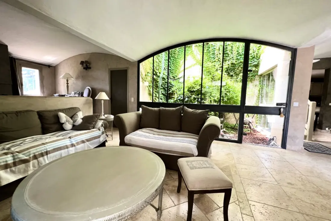 Villa Maya : Grande Villa Et Piscine Incroyable Au Pied Du Luberon