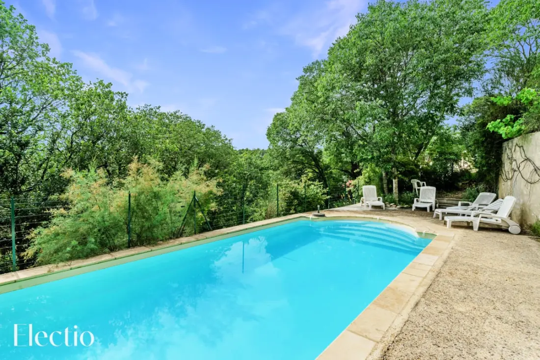 Mas Du Rocher | Piscine, Pétanque &amp; Cheminée