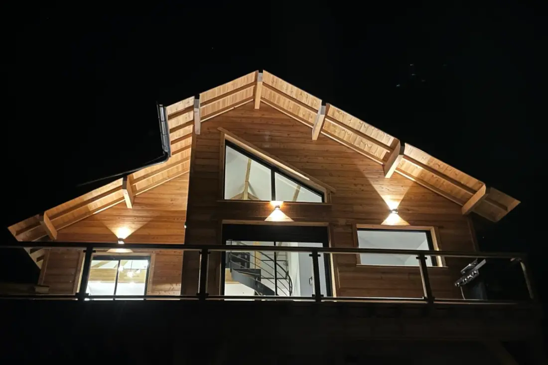 Maison Spacieuse Avec Vue Imprenable, Puy-sanières