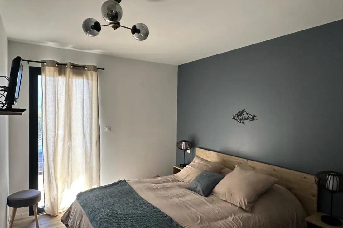 Maison Spacieuse Avec Vue Imprenable, Puy-sanières