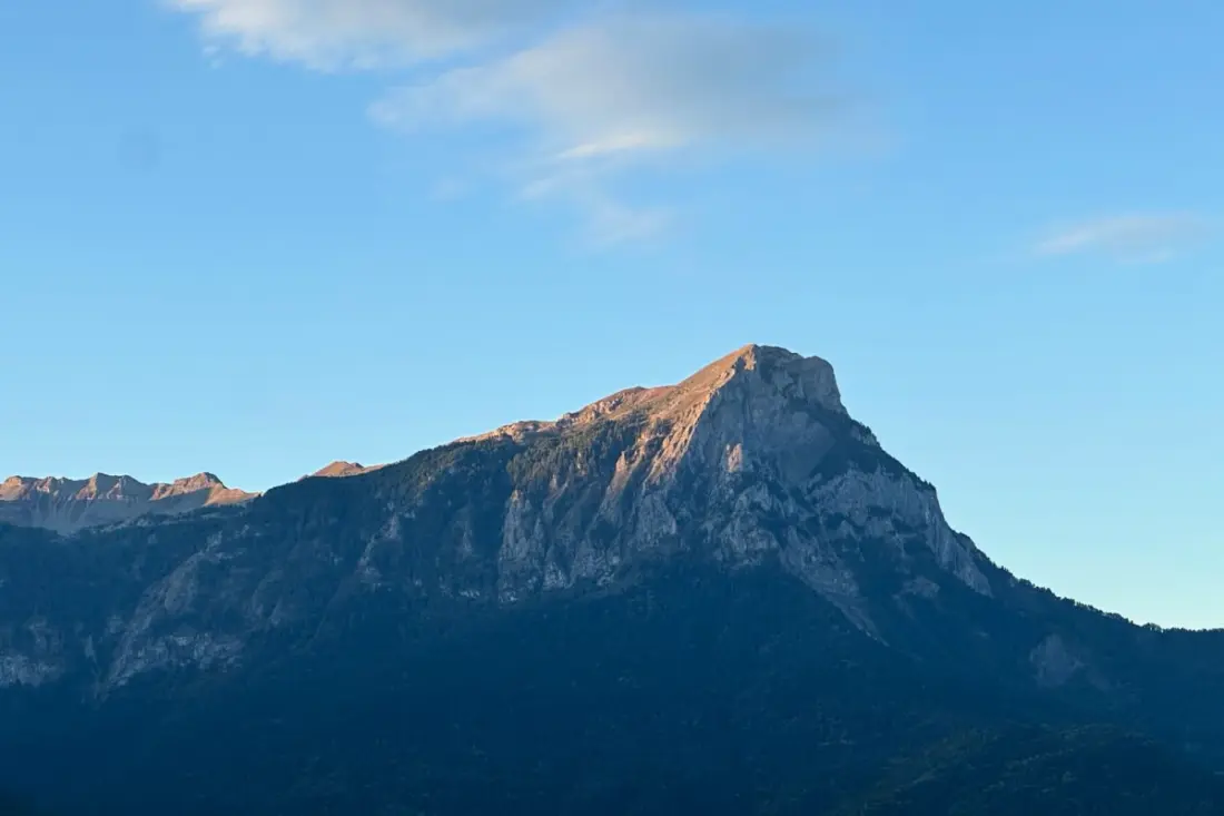 Maison Spacieuse Avec Vue Imprenable, Puy-sanières