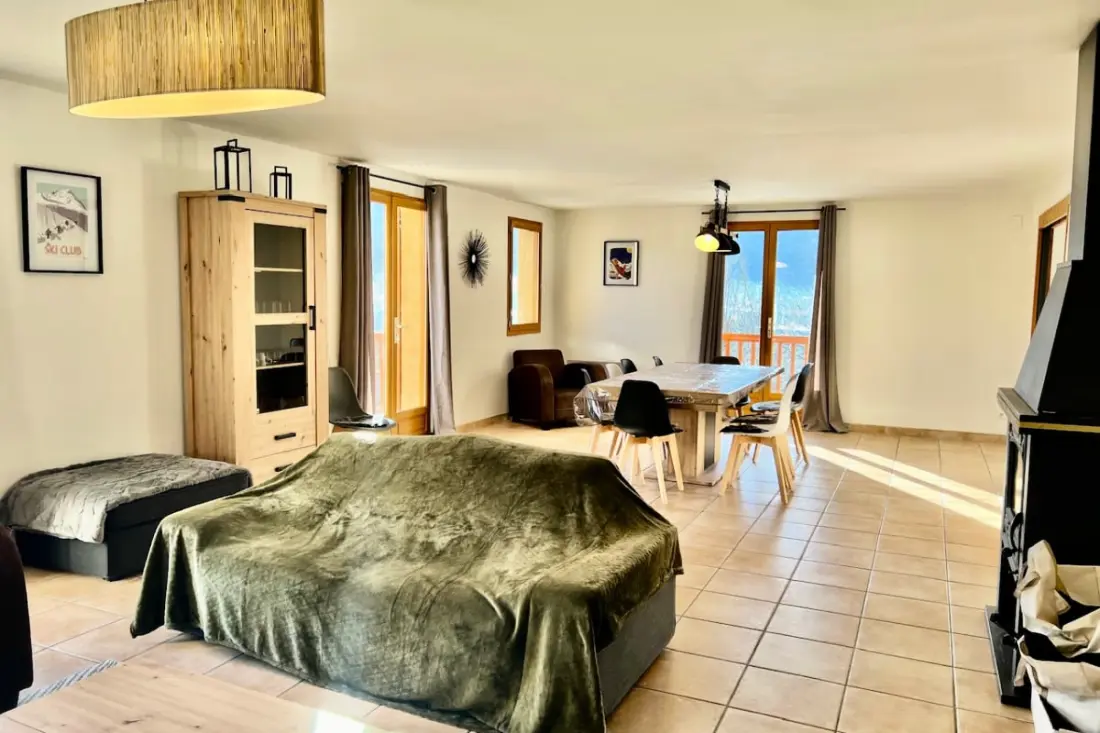 Jolie Maison Avec Jardin Et Vue