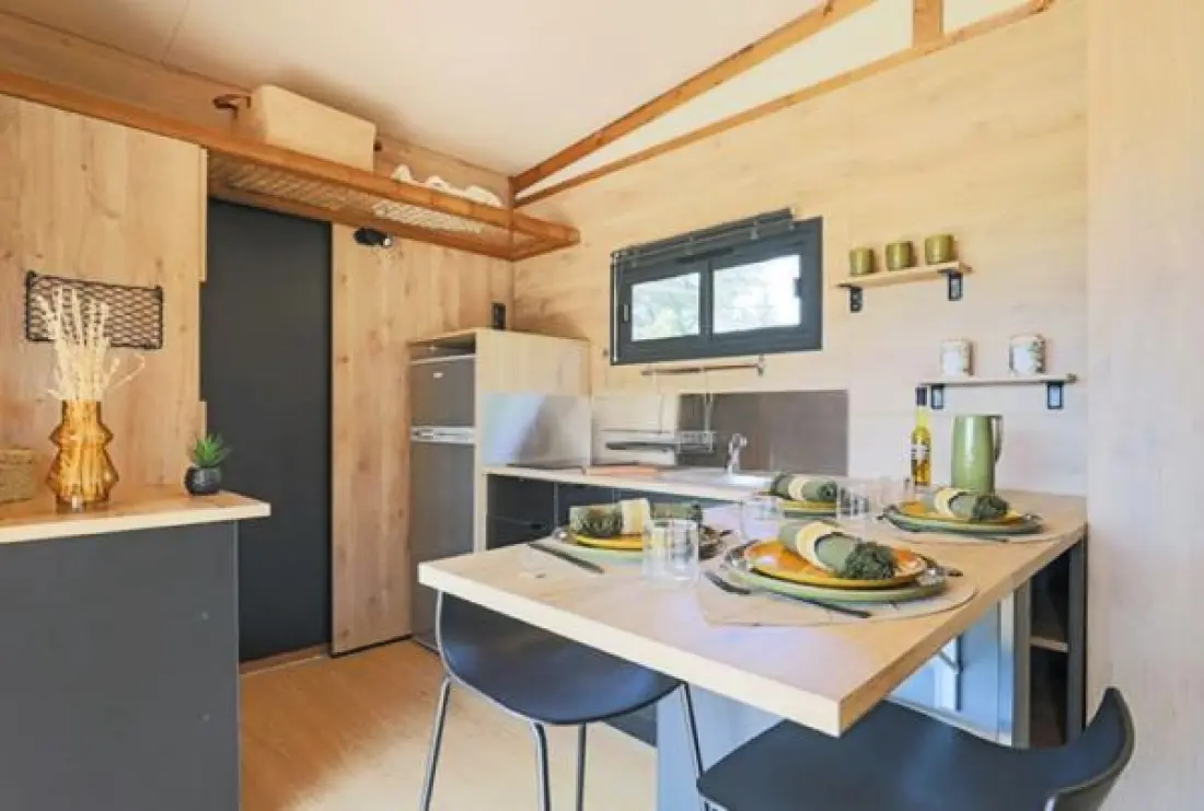 Camping Paradis Les Roses 4 étoiles★★★★