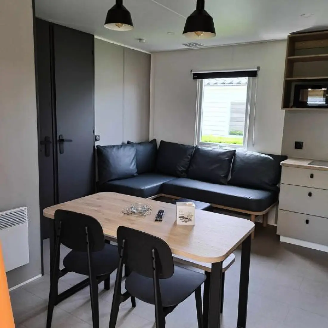 Camping Paradis Les Roses 4 étoiles★★★★