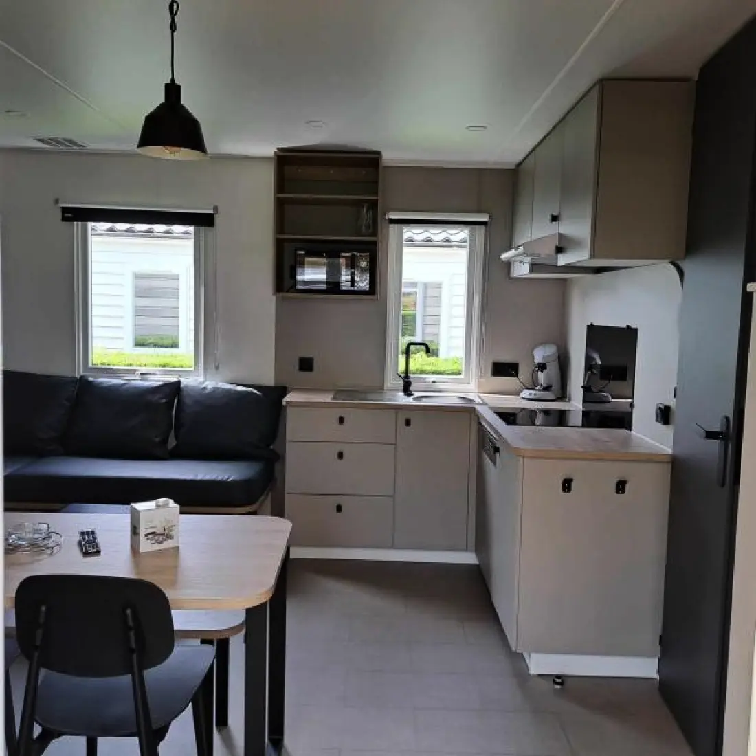Camping Paradis Les Roses 4 étoiles★★★★
