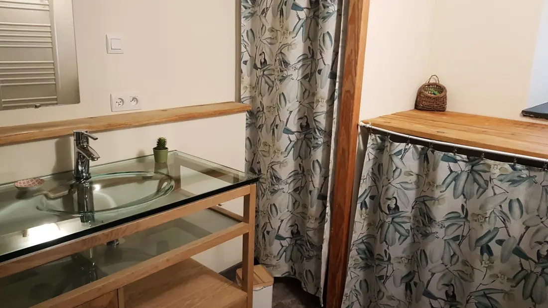 Gîte de France Gîte du tomple, côté prairie 4/6 personnes 3 épis