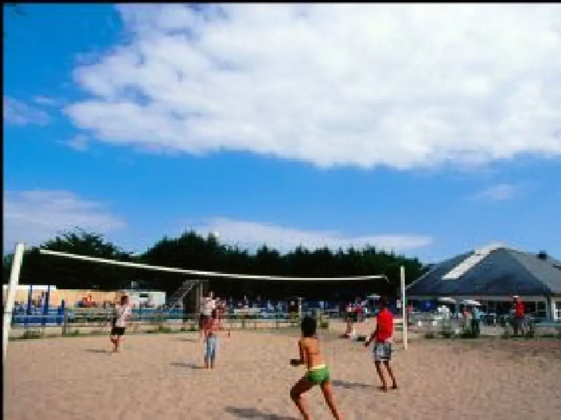 Camping Le Bois d'Amour3 étoiles★★★