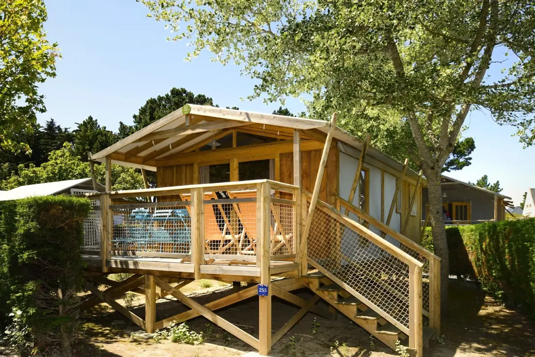 Flower Camping Le Bois d'Amour 4 étoiles★★★★
