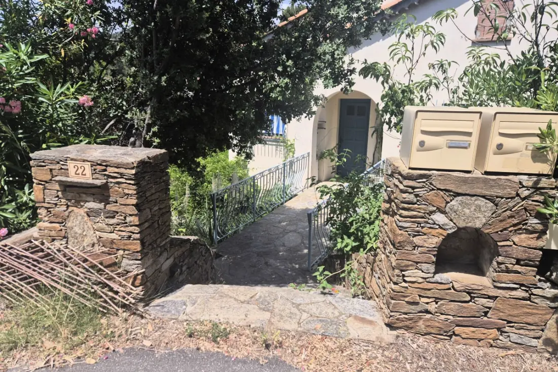 Appartement Familial Avec Terrasse Près De La Mer