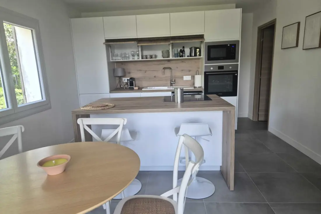 Appartement Familial Avec Terrasse Près De La Mer