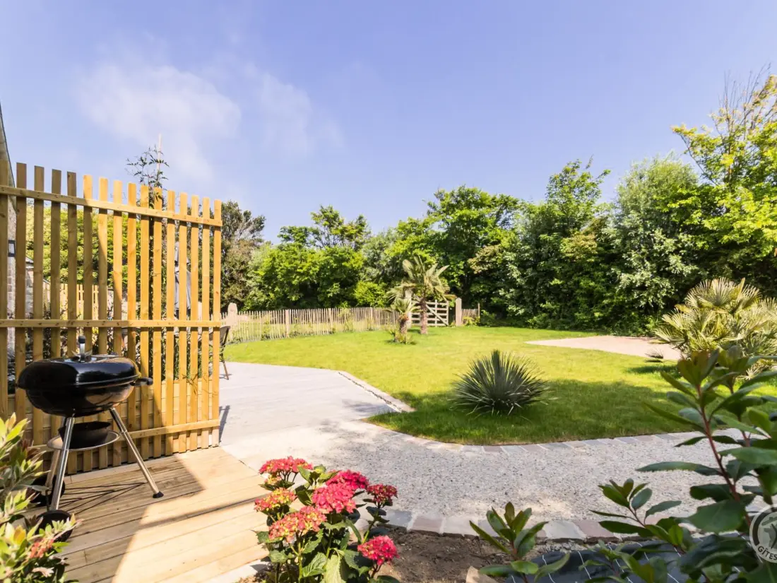 Maison de Vacances Reville 10