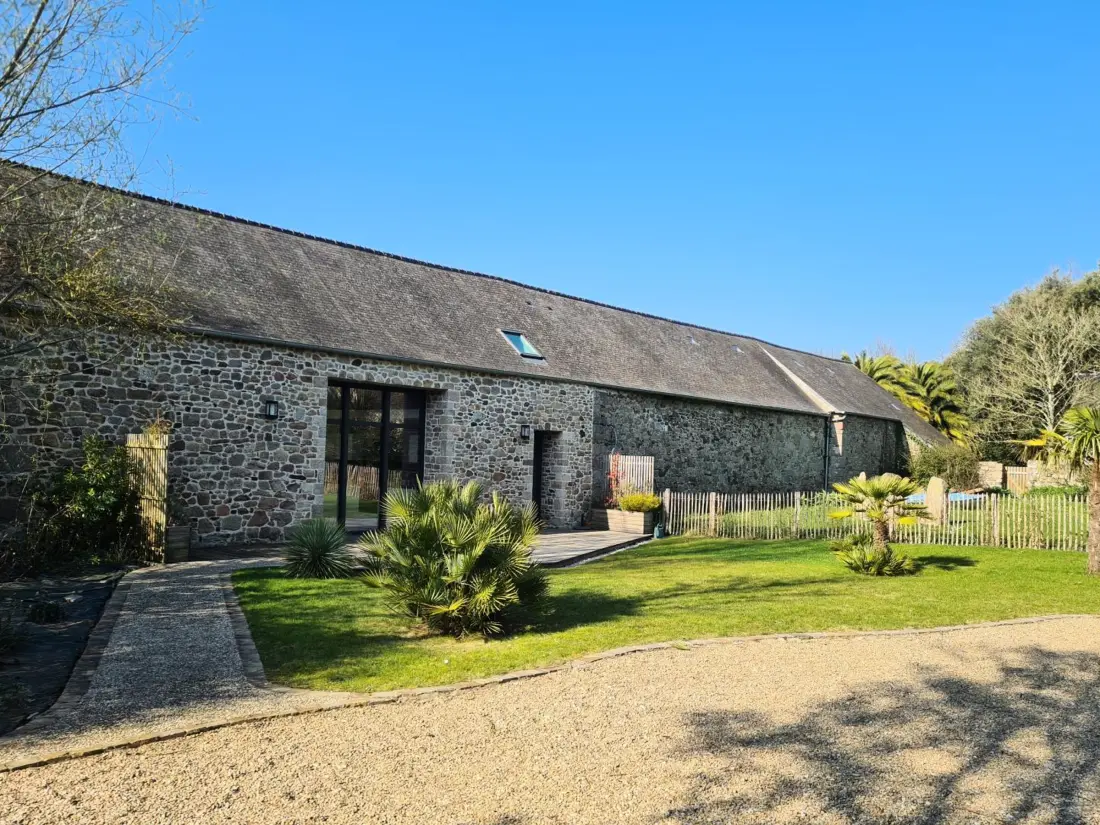 Maison de Vacances Reville 10