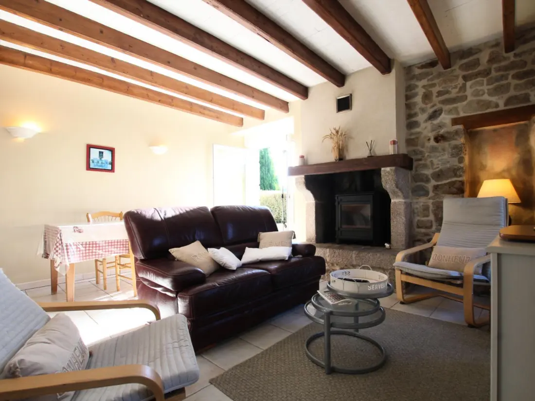 Maison de Vacances Reville 12