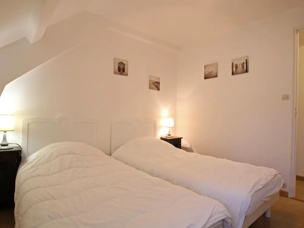Maison de Vacances Reville 15