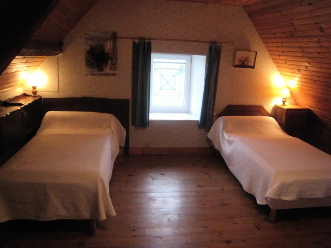 Maison de Vacances Reville 16