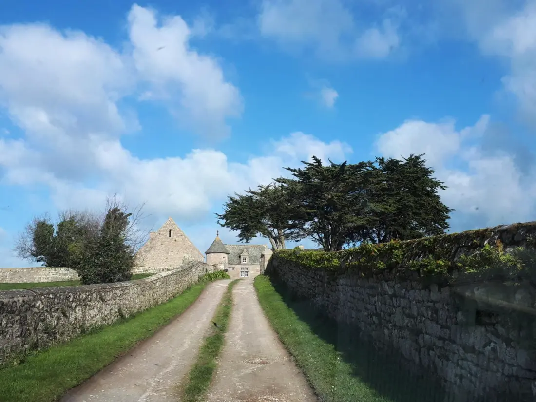 Maison de Vacances Reville 16