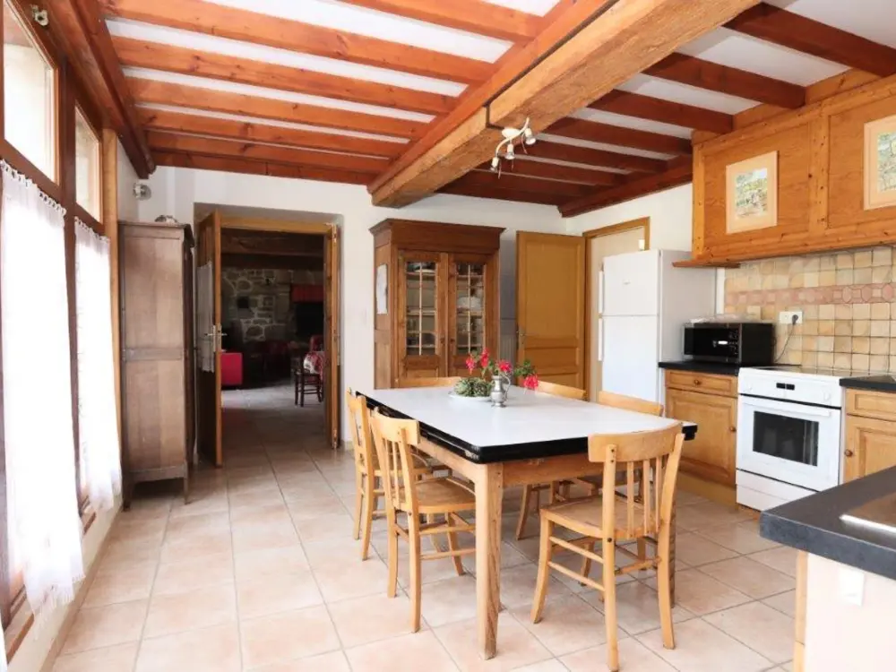Maison de Vacances Reville 18