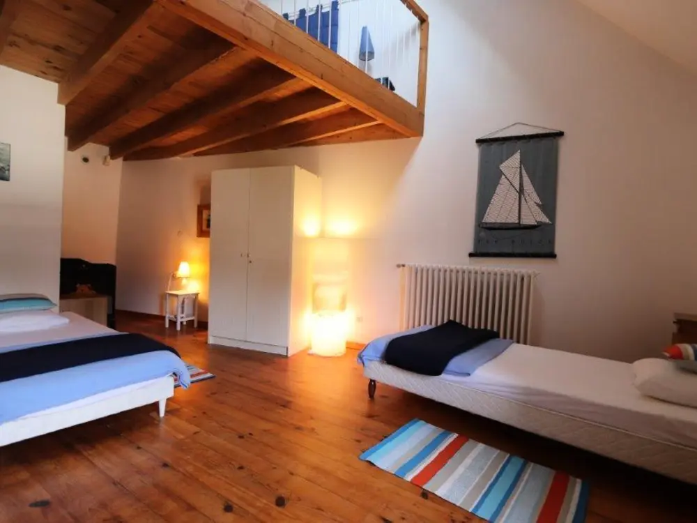Maison de Vacances Reville 18