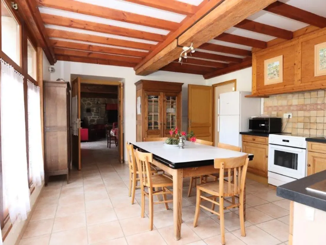 Maison de Vacances Reville 18