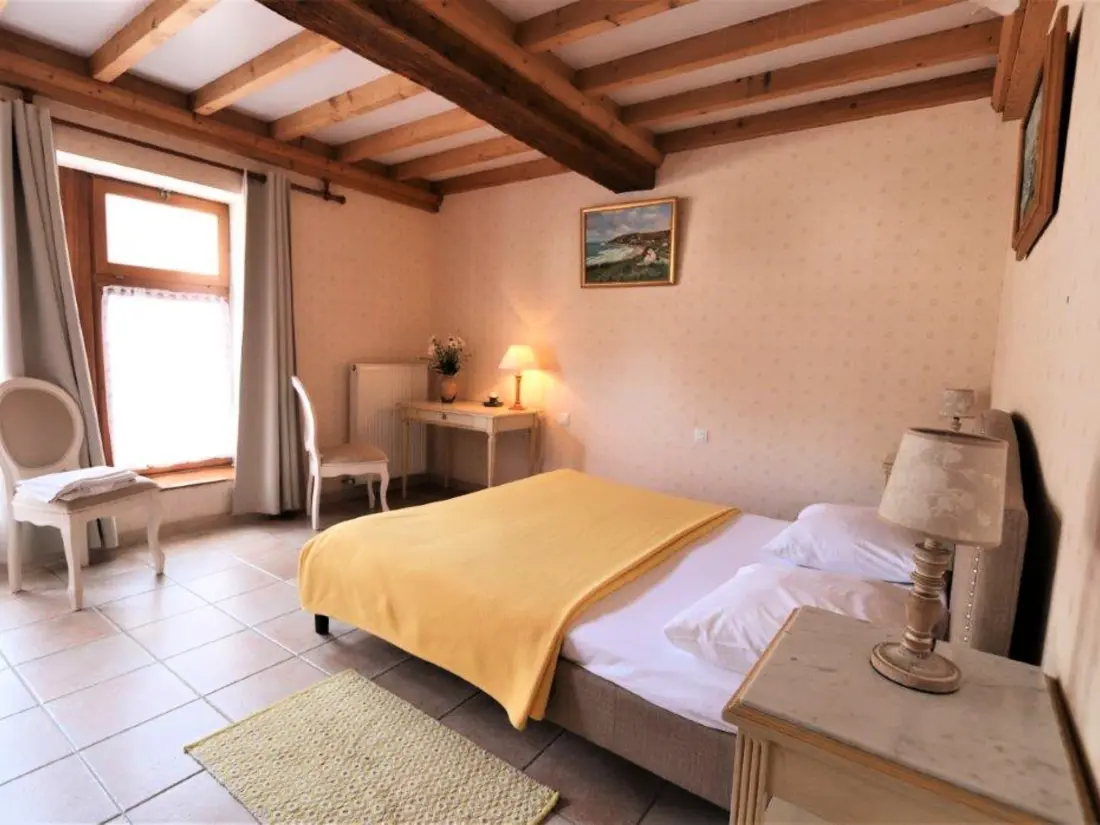Maison de Vacances Reville 18