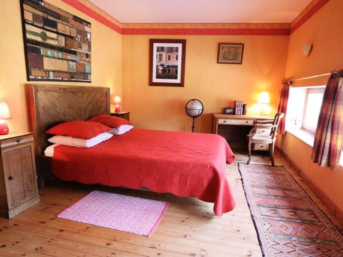 Maison de Vacances Reville 18