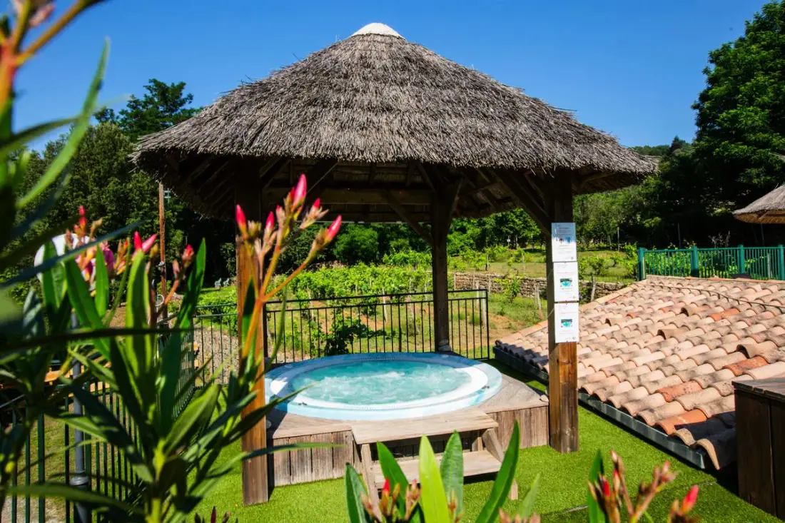 Ushuaïa Villages - Camping Les Cruses 3 étoiles★★★