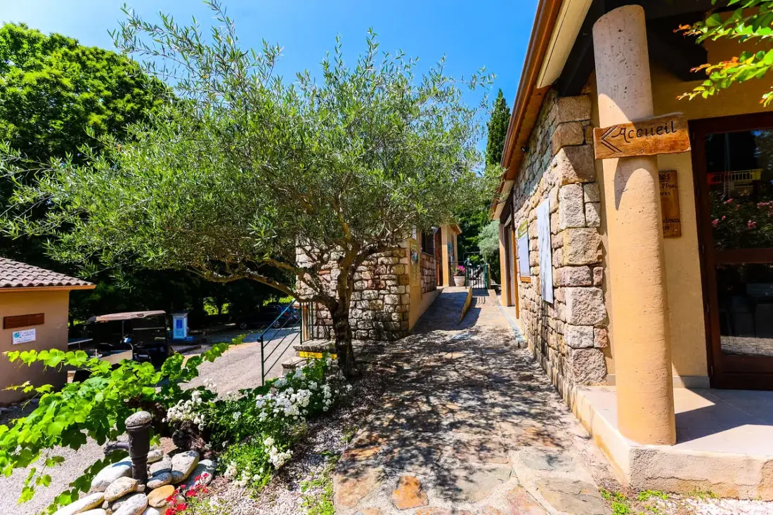 Ushuaïa Villages - Camping Les Cruses 3 étoiles★★★