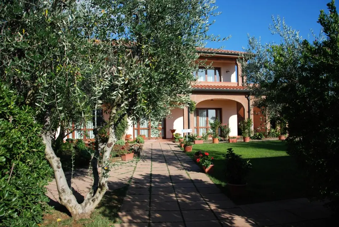 Hôtel-Résidence Borgo Degli Olivi