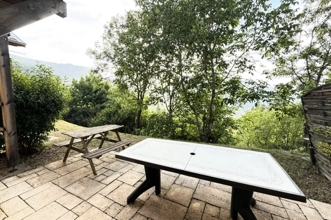 Chalet Cosy à Risoul Village • Terrasse &amp; Vue Vallée