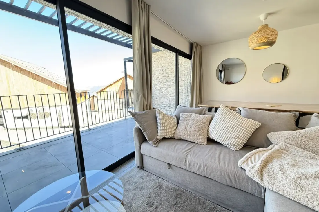 Chalet Neuf &amp; Cosy - 300 m Des Pistes - Risoul