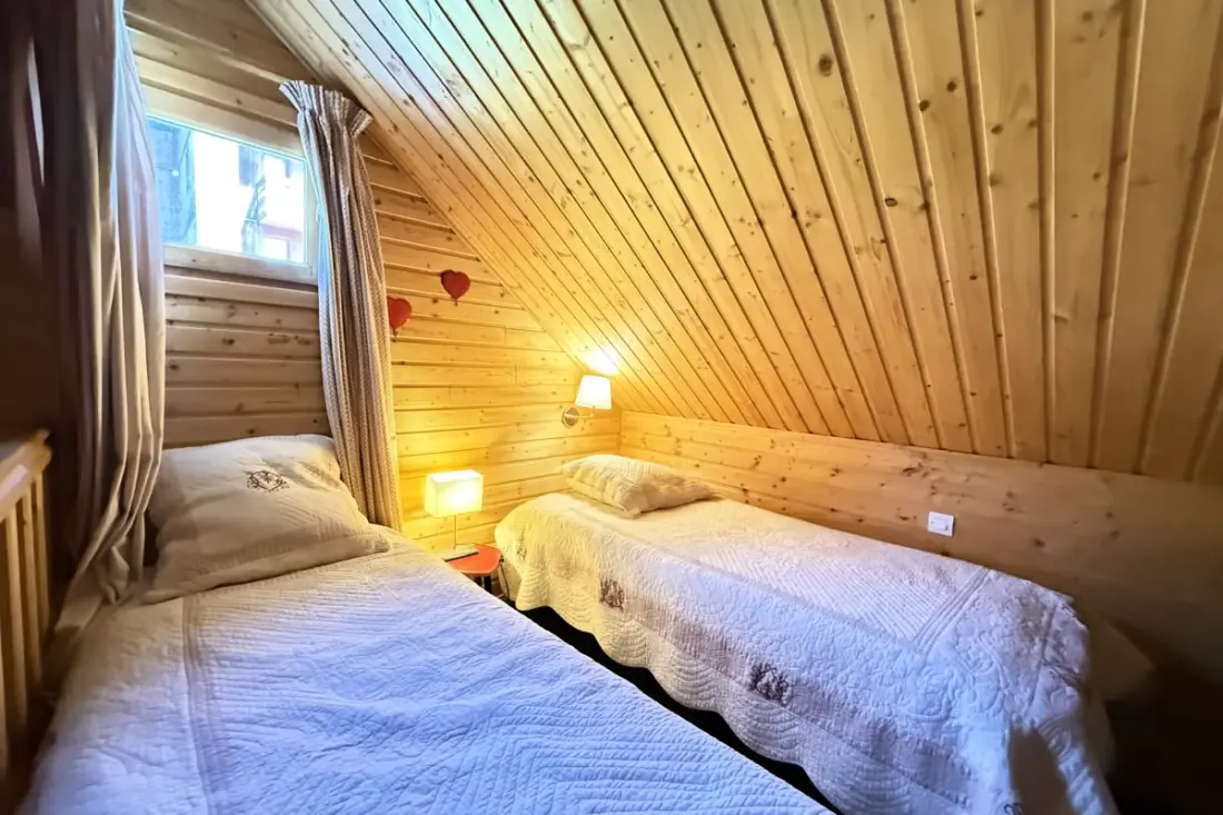 Deux Chalets Communicants Sur Les Pistes – 10 Pers – Risoul 1850