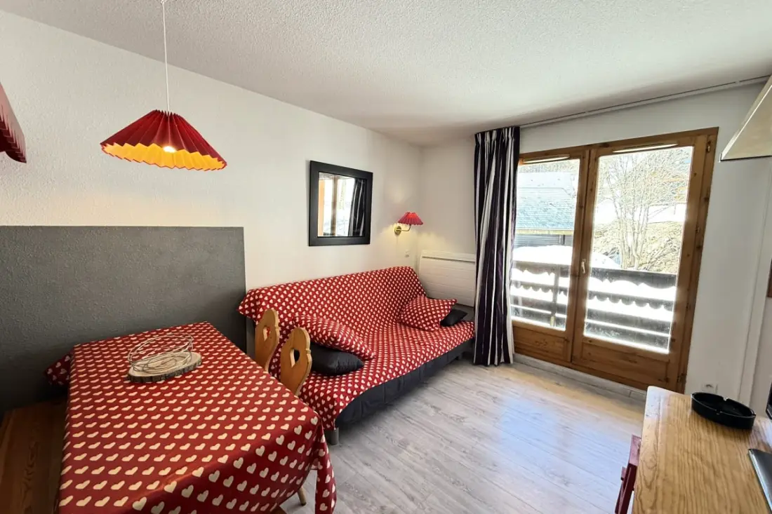 Résidence Risoul • T2 4 Pers • Piscine Et Sauna • Proche Pistes