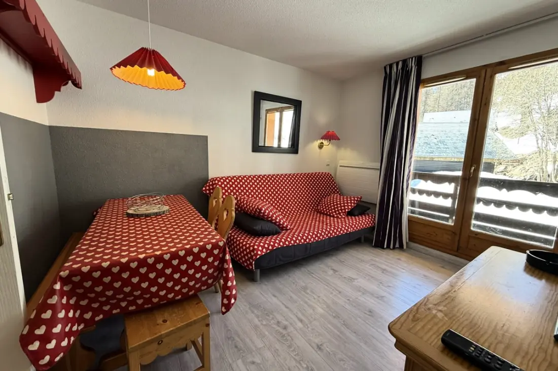 Résidence Risoul • T2 4 Pers • Piscine Et Sauna • Proche Pistes