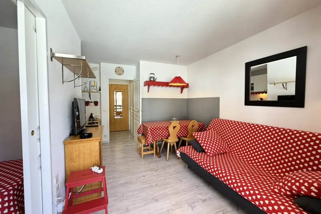 Résidence Risoul • T2 4 Pers • Piscine Et Sauna • Proche Pistes