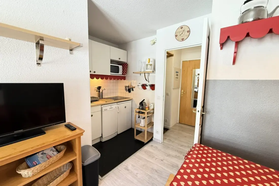 Résidence Risoul • T2 4 Pers • Piscine Et Sauna • Proche Pistes
