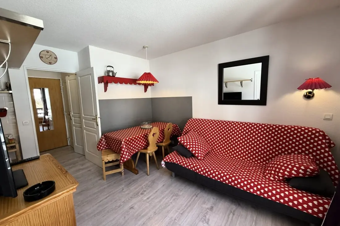 Résidence Risoul • T2 4 Pers • Piscine Et Sauna • Proche Pistes