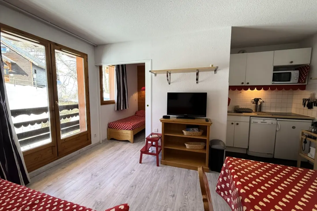 Résidence Risoul • T2 4 Pers • Piscine Et Sauna • Proche Pistes