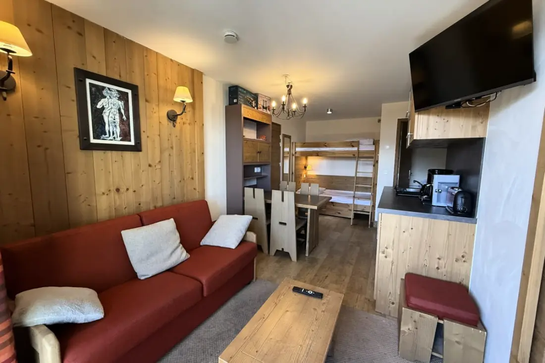 Résidence Risoul • T2 5 Pers • Piscine Et Sauna • Skis Aux Pieds